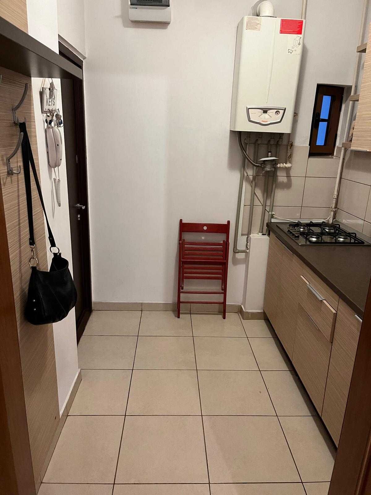 Garsoniera de închiriat, zona Mihai Eminescu, 400EUR