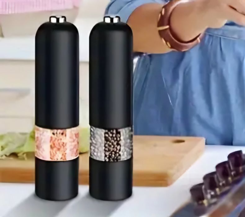 1. Rasnita electrica- sare/piper/condimente