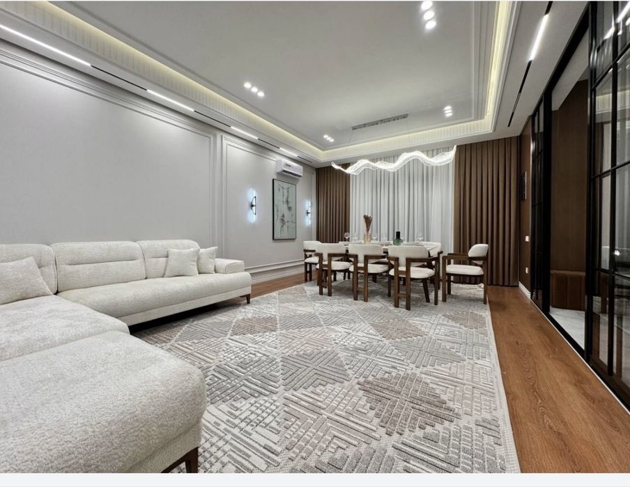 Саломатина, орентир Братские могилы, Ш. Руста продаётся Таунхаус 372м2