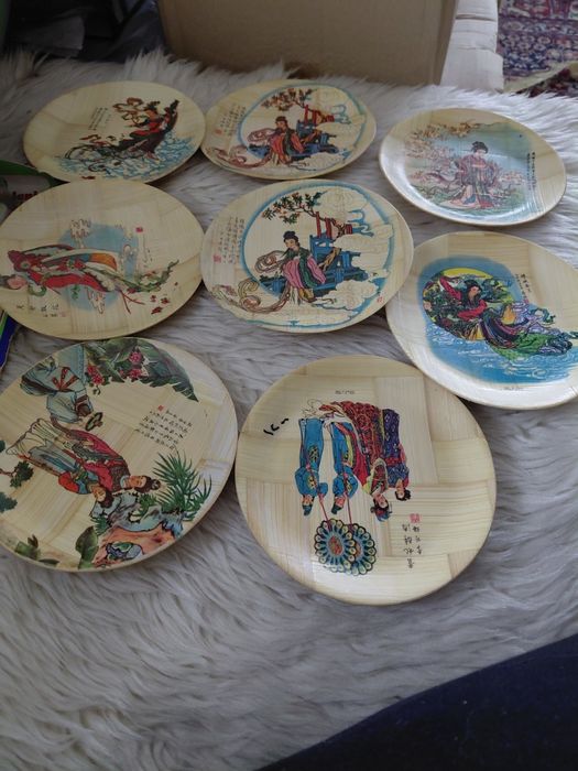 Красиви чинийки .