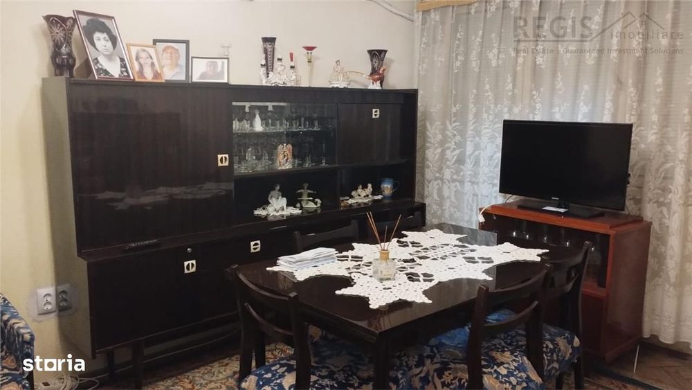 Apartament 3 camere spatios, decomandat Spiru Haret