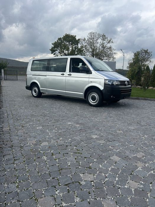 VW T5 lung 9 locuri