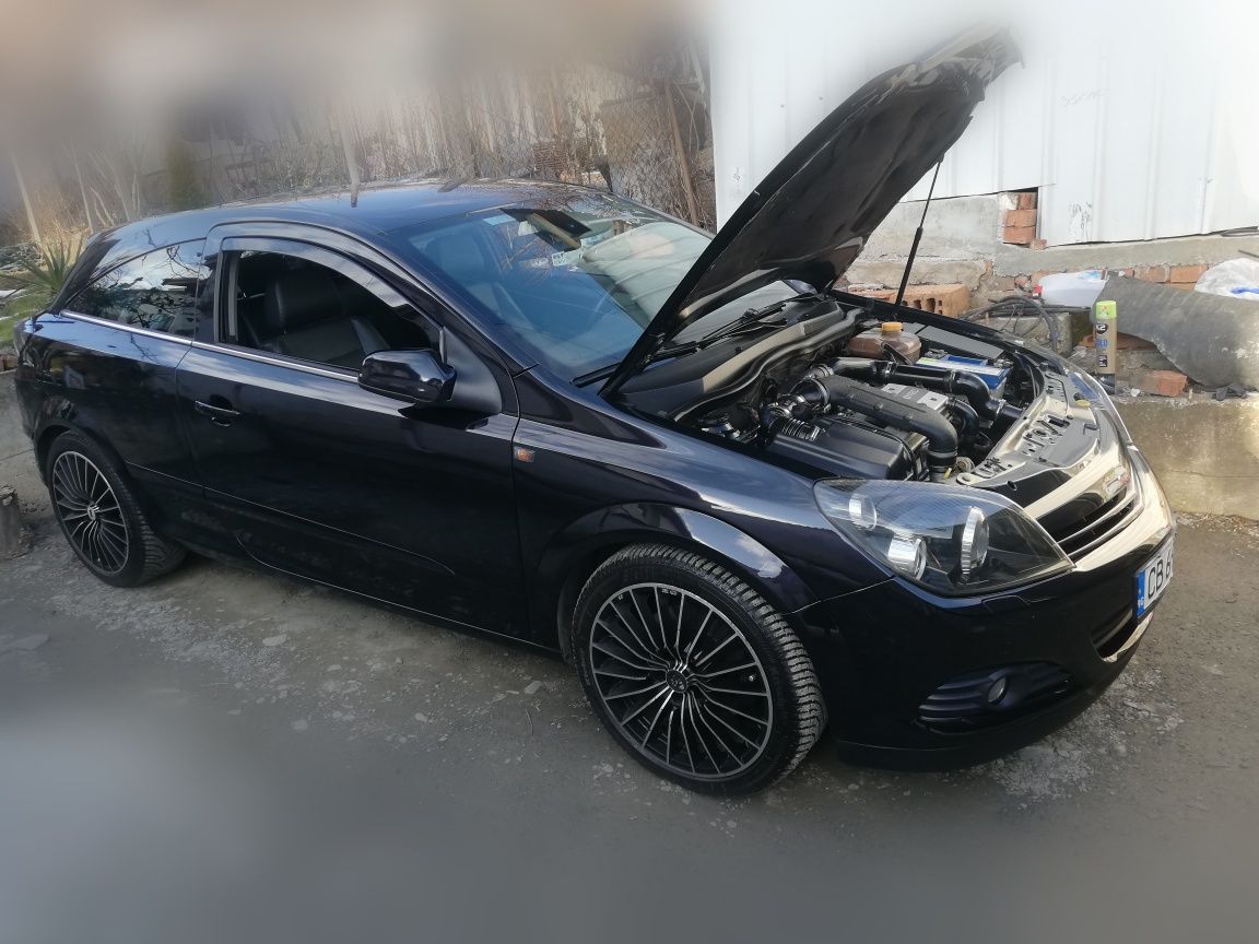 Опел Астра H GTC 2.0турбо 200кс