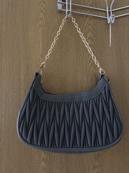 Чанта Miu Miu нова