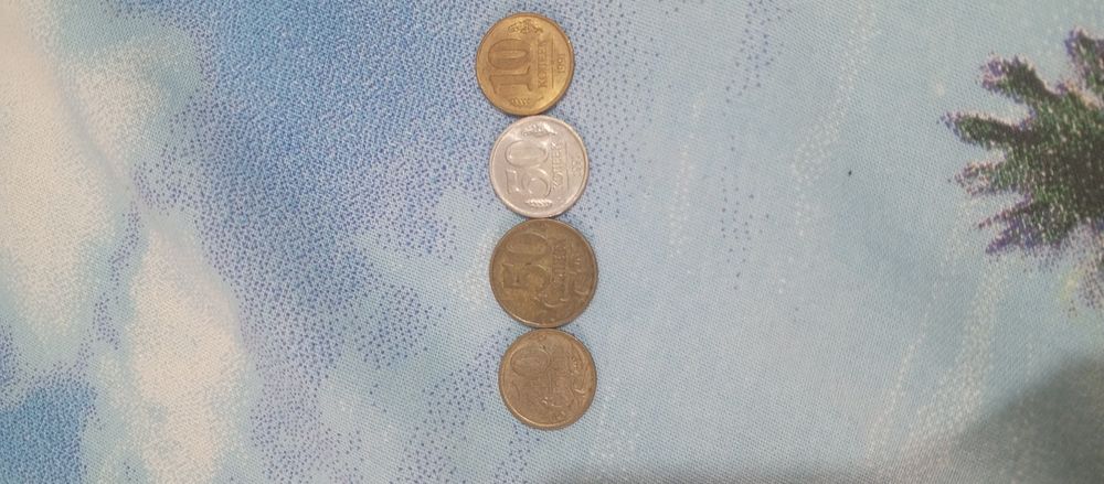 Копейки до 2010 года 50коп 2шт 10коп 2 шт