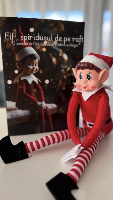 Carte despre spiridusul Elf , insotita de Elf