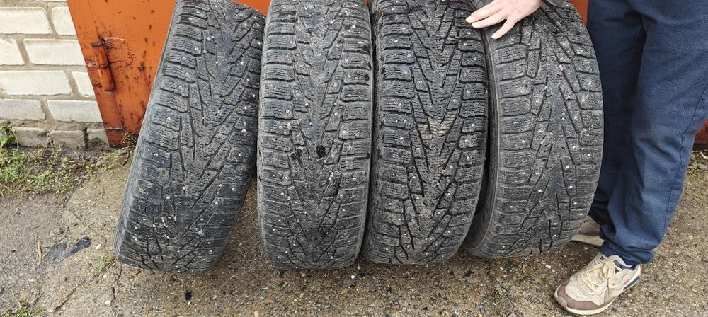 Продам зимние шины Nokian Hakkapeliitta 7