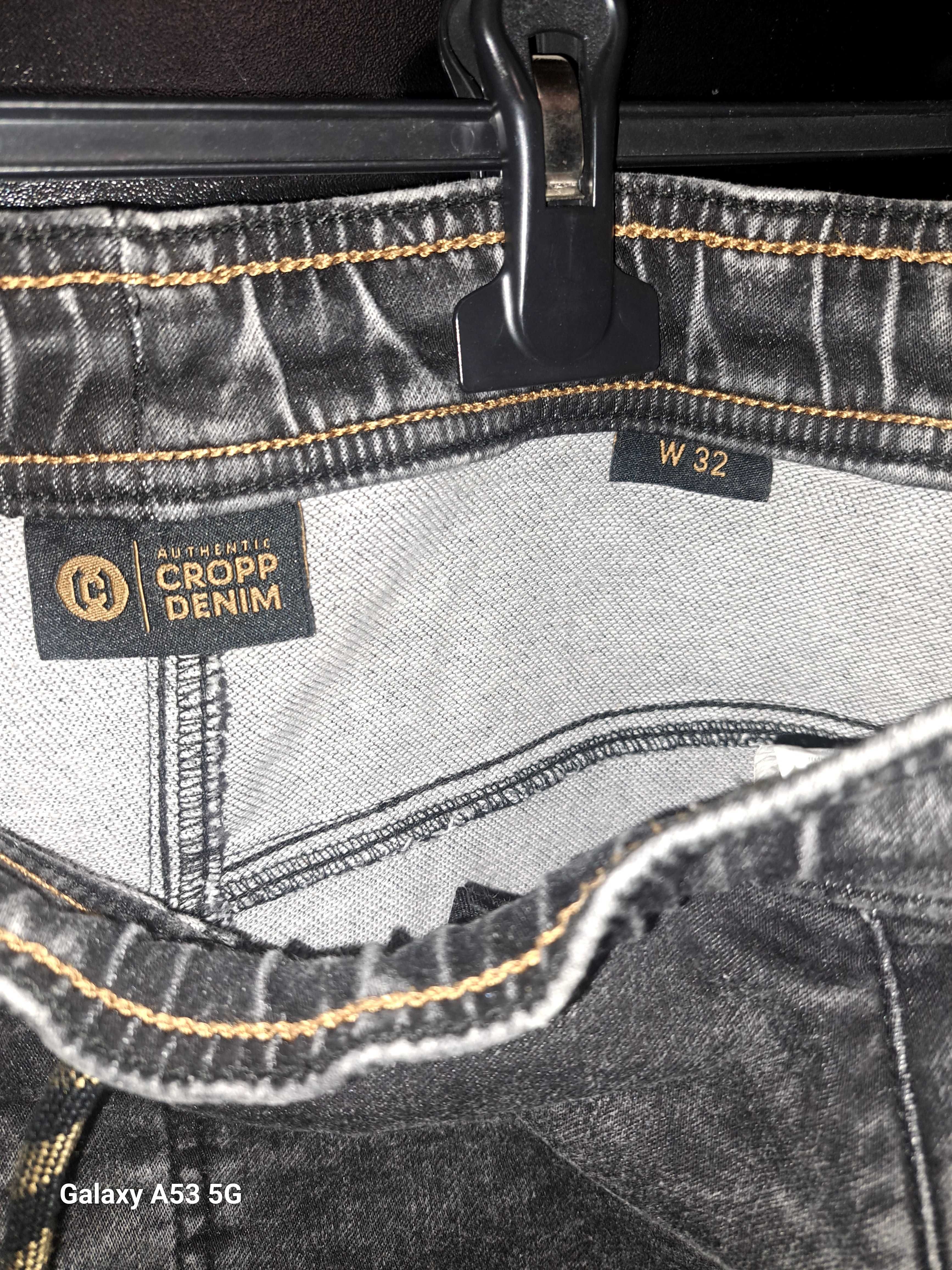 Jeans scurti cropp