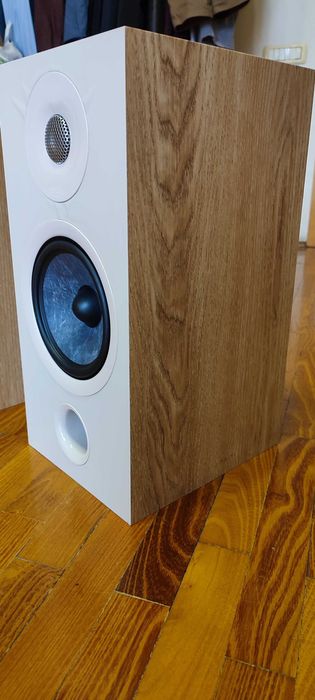 Boxe Focal Chora 806