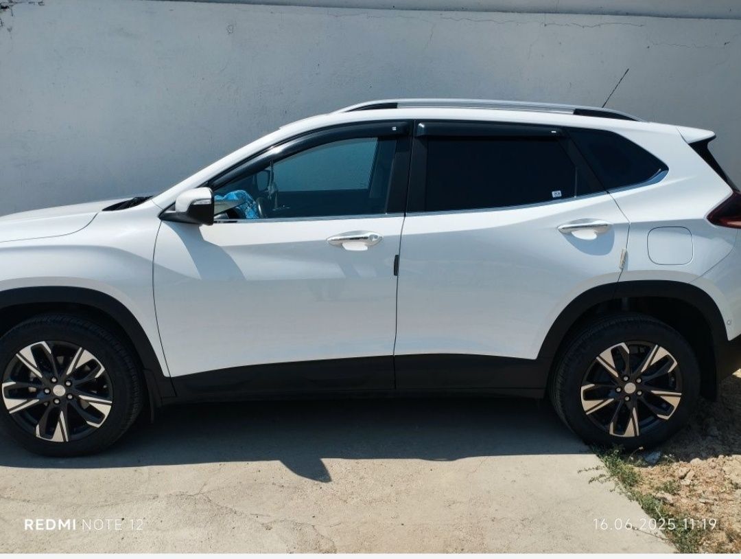 Tracker 2 premium