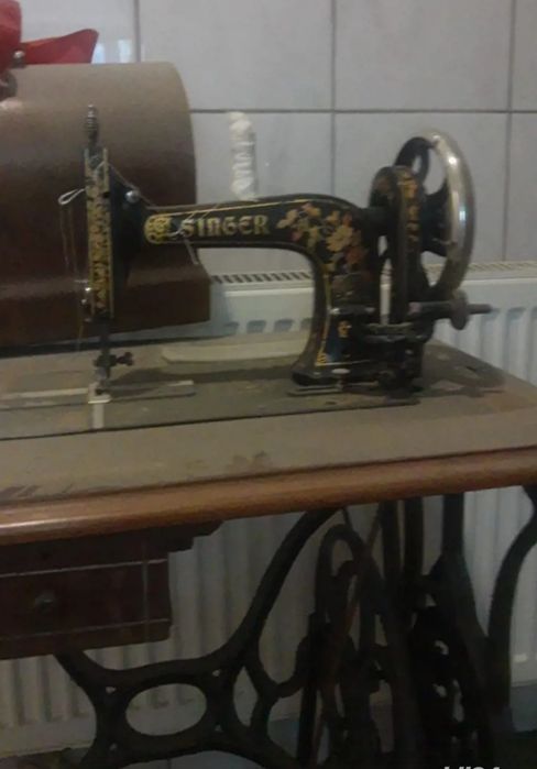 Vand masina de cusut Singer