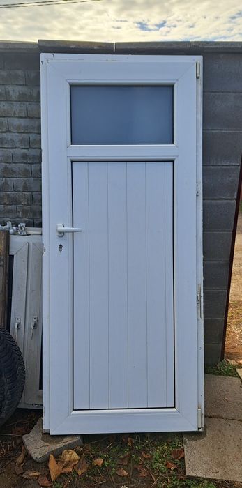 Голяма пвц врата и пвц прозорец/входна/Интериорна