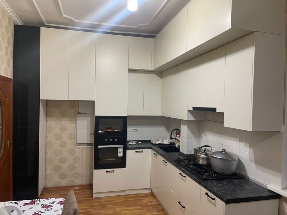 Продаю кухную мебель