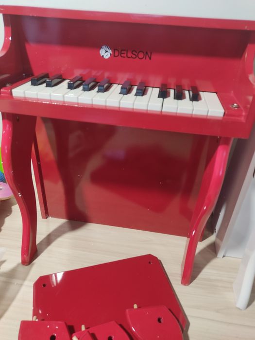Delson 2 бр ново пиано