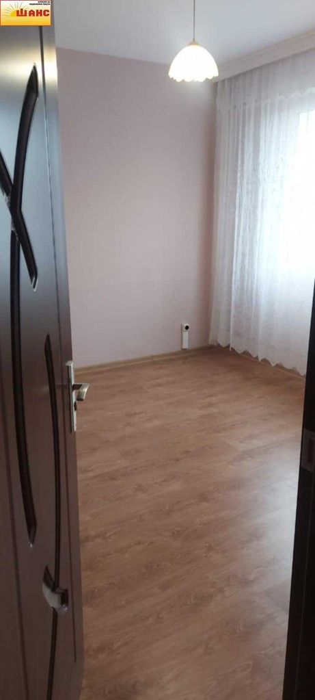 Продава се Двустаен апартамент в Плевен, Сторгозия - 60 кв.м за 1482 €/кв.м - Снимка #1