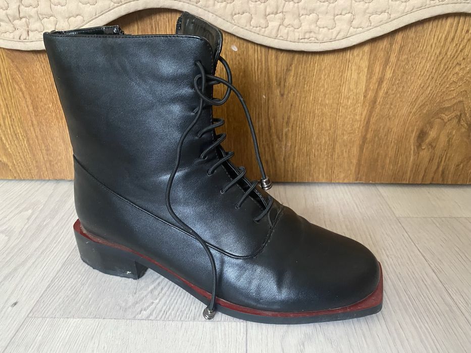 Аяк киимдер кыстык