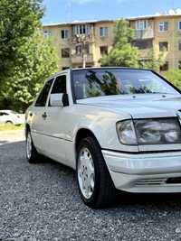 Mercedes-Benz W124 230E