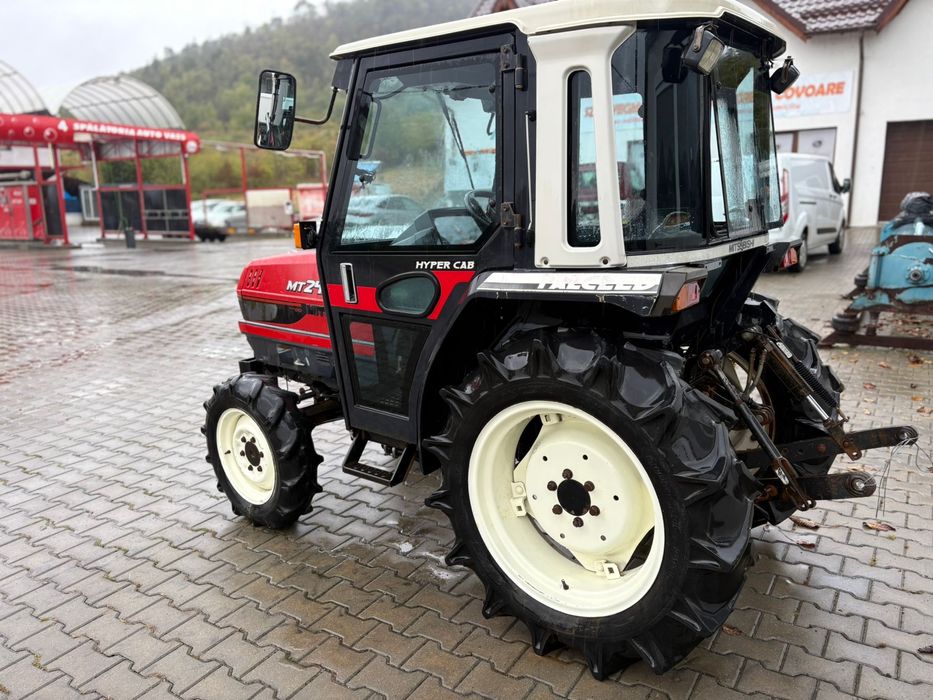 Tractor Japonez Mitsubishi MT 246 24 CP  Tractoare japoneze