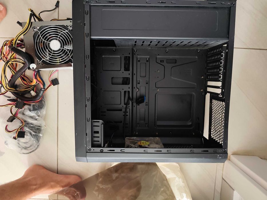 Antec Carcasă PC gaming