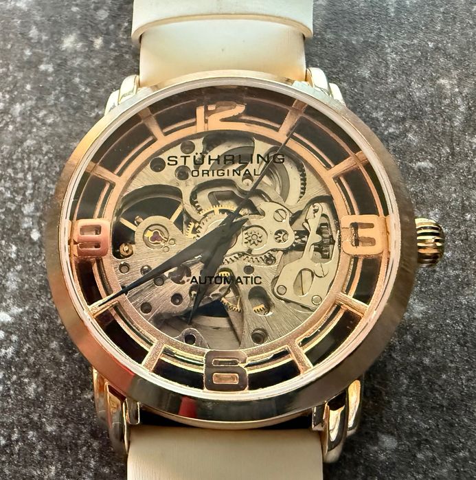 Дамски часовник Stührling