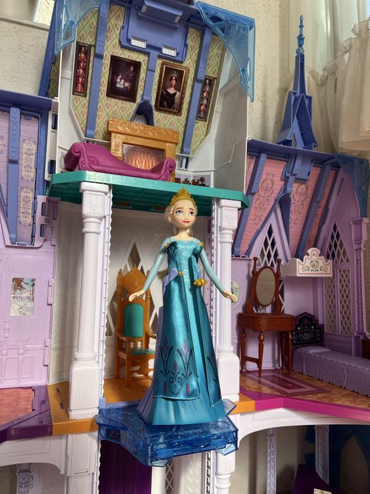 Castel Frozen Ana si Elsa 2
