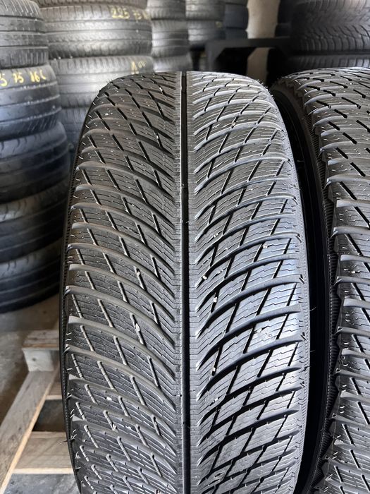 2 anvelope iarna 235/45/20 , Michelin , DOT 2022 , 7.8 mm