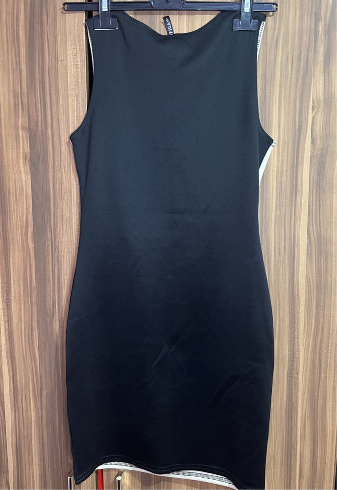 Rochie elegantă crem/negru