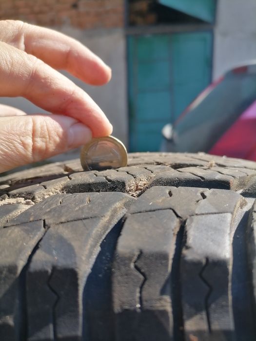 Гуми Максис 235/75 R15