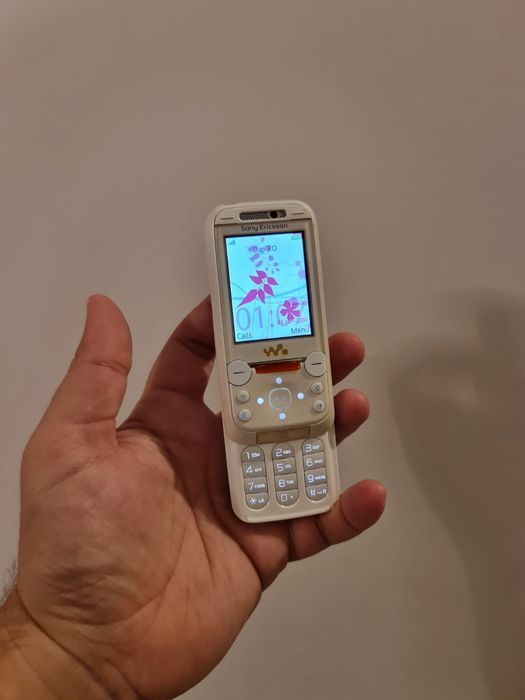Sony Ericsson W850i alb de colectie! Necodat, stare ca nou, walkman