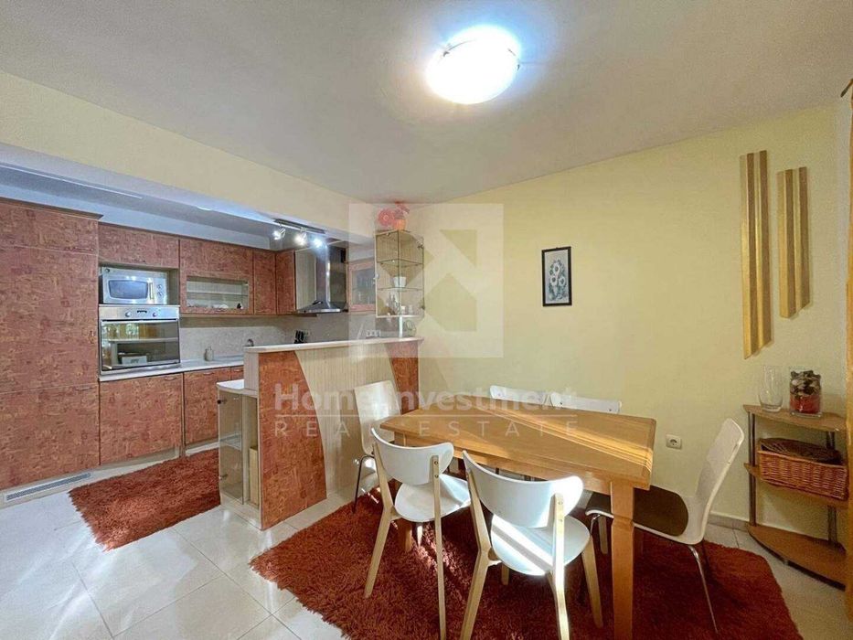 Четиристаен обзаведен апартамент в района на Зимно кино Тракия