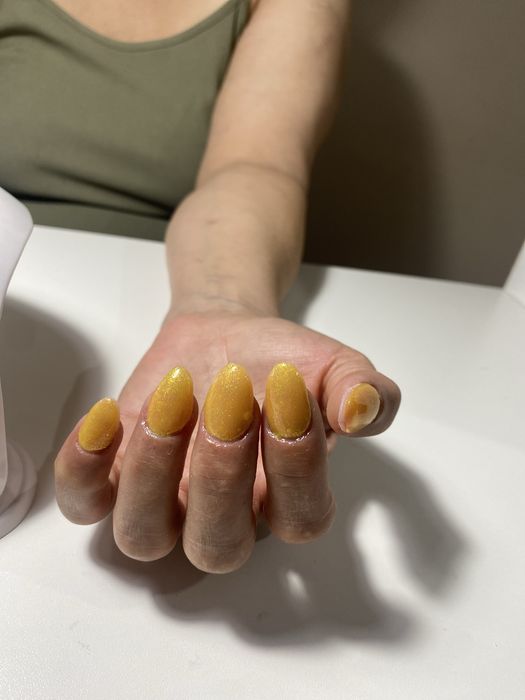 Маникюр и гель покрытия за 4000 тг