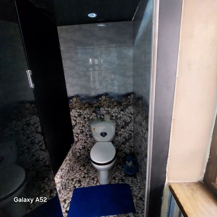 Яшнобод туманида 2 хона СРОЧНО СОТИЛАДИ!!!  2 хона нархини келишамиза