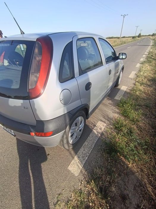 Opel corsa 1.2 benzina