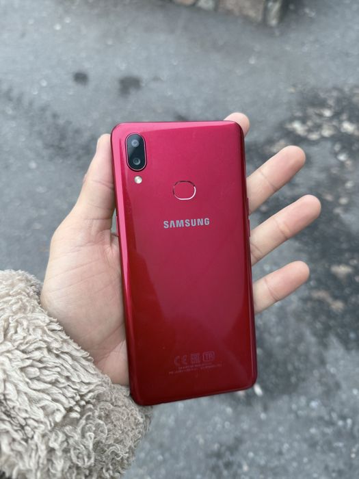 Телефон Samsung A10