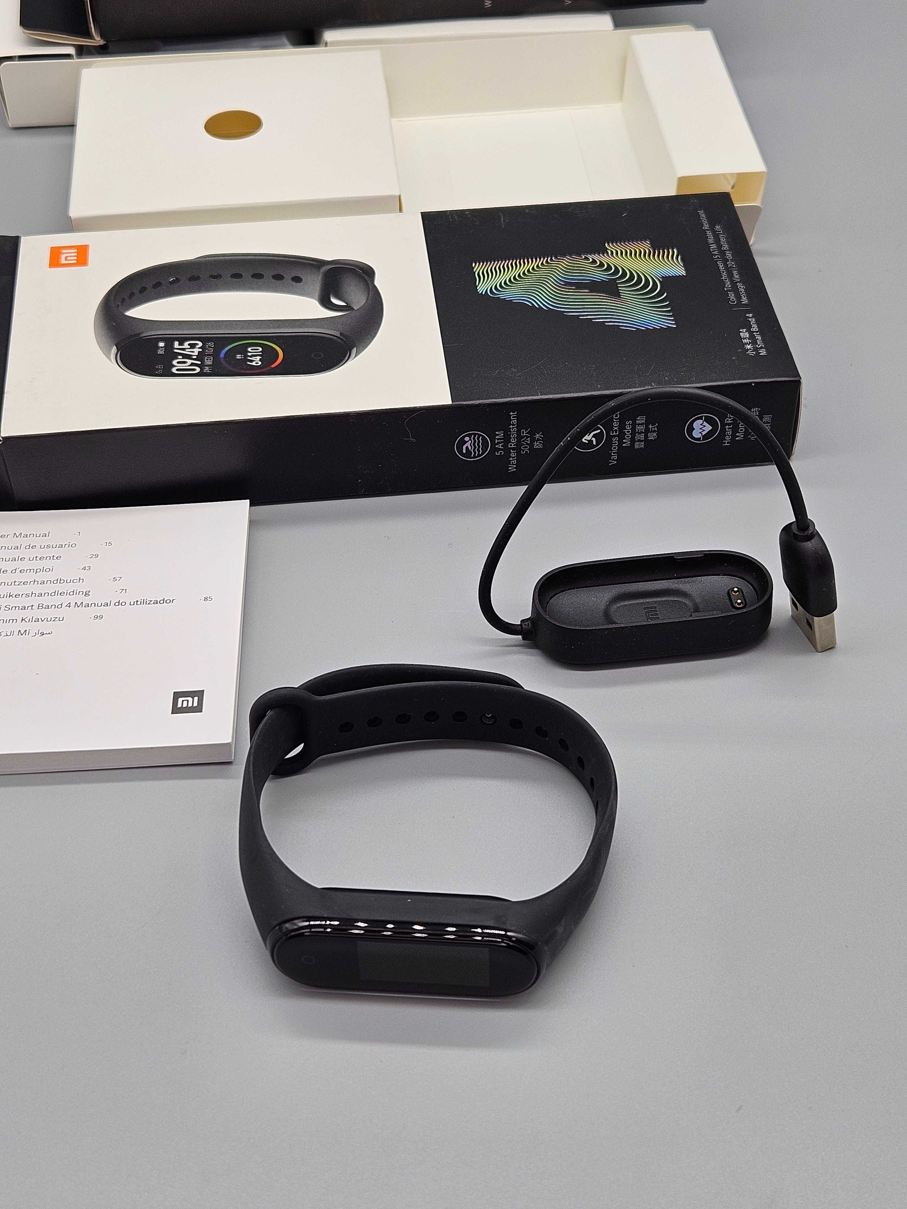 Xiaomi Mi Smart Band 4 – Смарт гривна с цветен AMOLED дисплей!Черни.