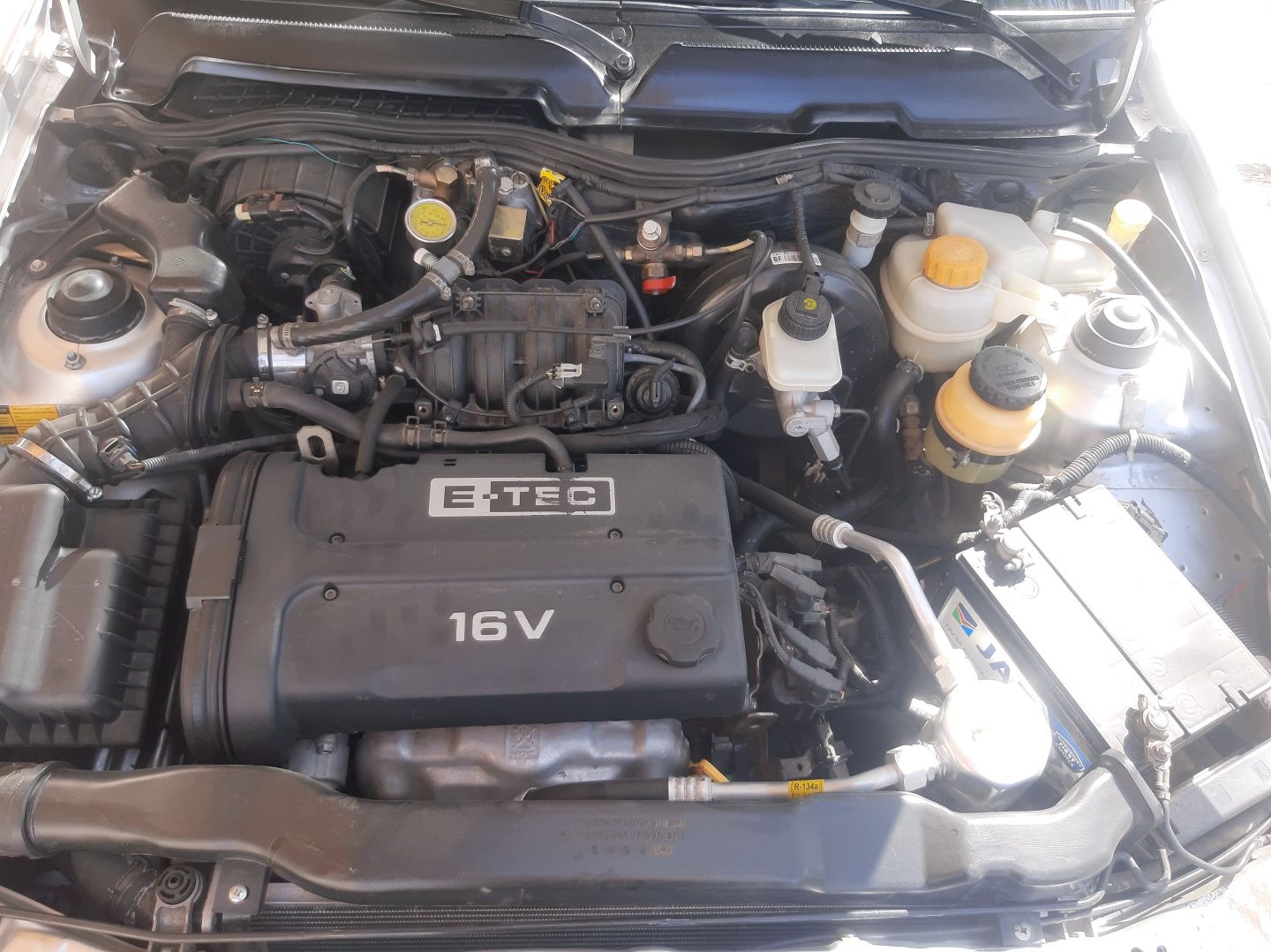 Nexia 2 1,6 lux kondior 2014yil Variantga(vkup)