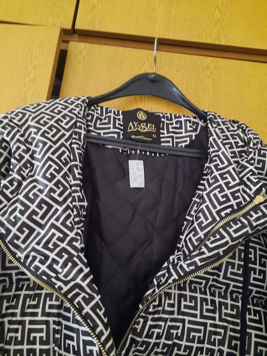 Дамско яке 50 размер