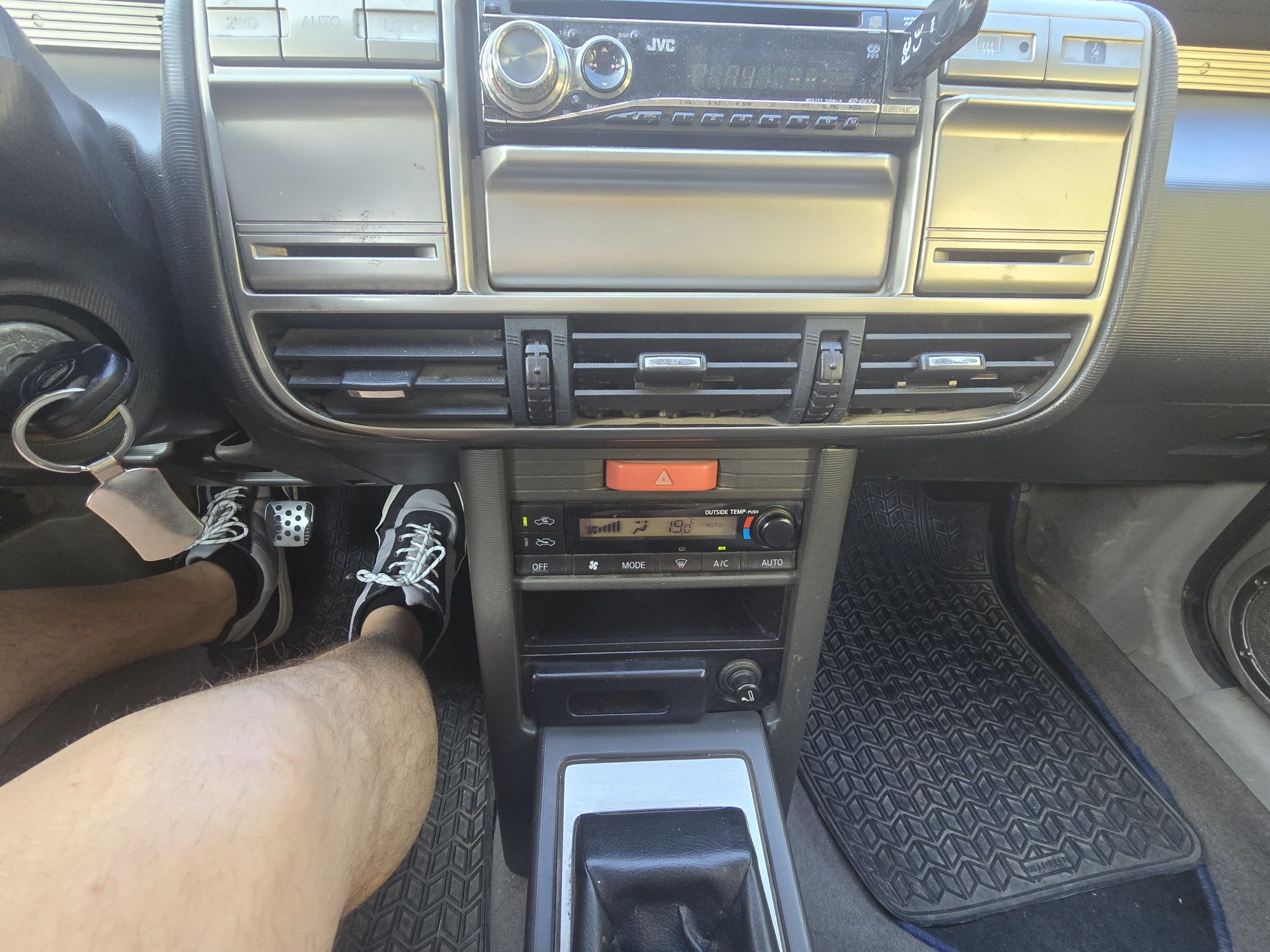 Vand Nissan X-trail 2004