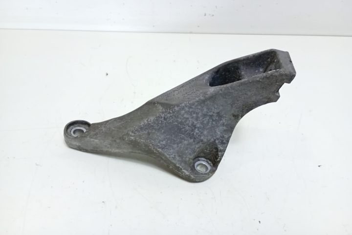 Suport  motor stanga 8E0199307S Audi A4 B7