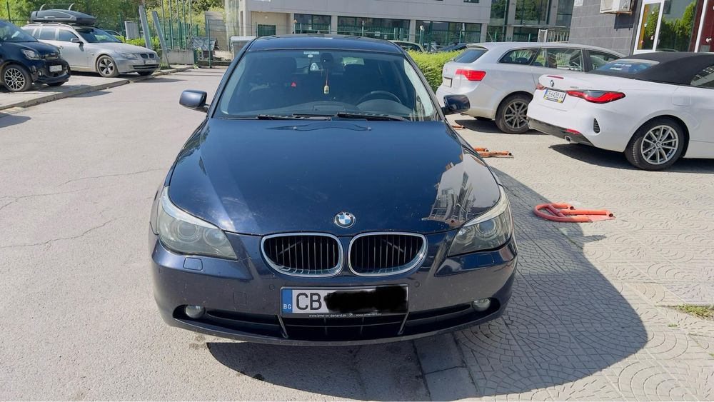 BMW 523i, 2.5 бензин, автомат, 177к.с. 2005 год