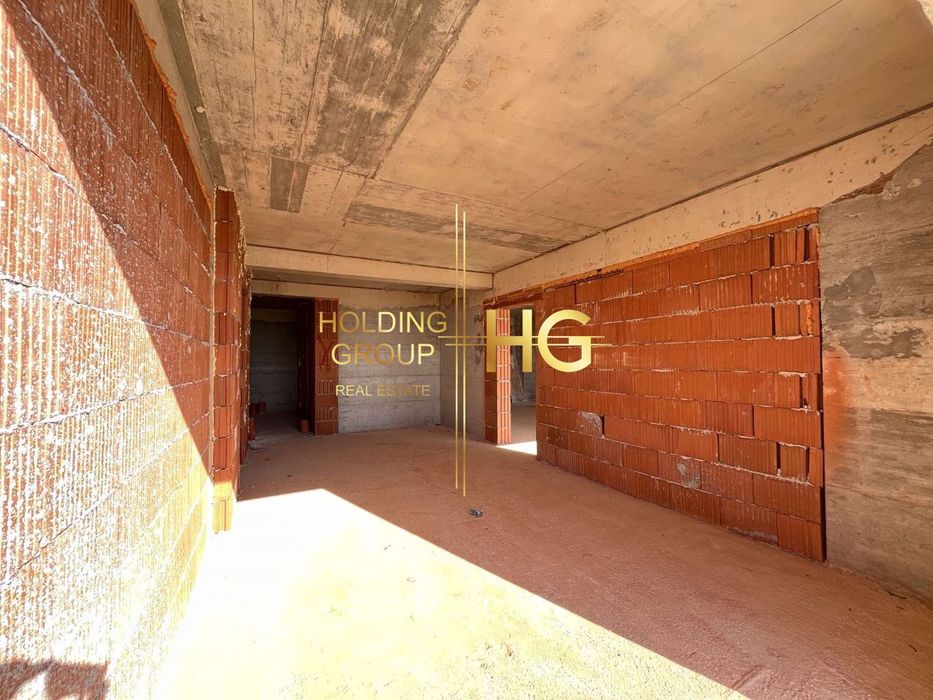 Продава се Тристаен апартамент в Варна, Бриз - 118 кв.м за 1687 €/кв.м - Снимка #3