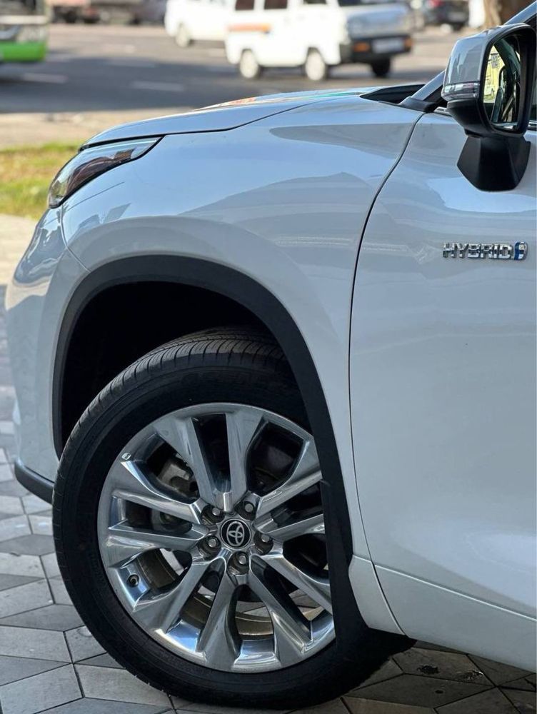 Toyota Highlander Hybrid Limited