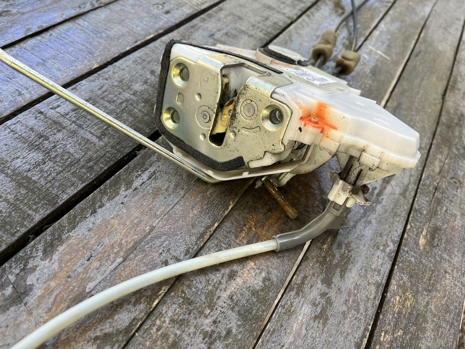 Машинка за брава Honda Civic 8/работеща