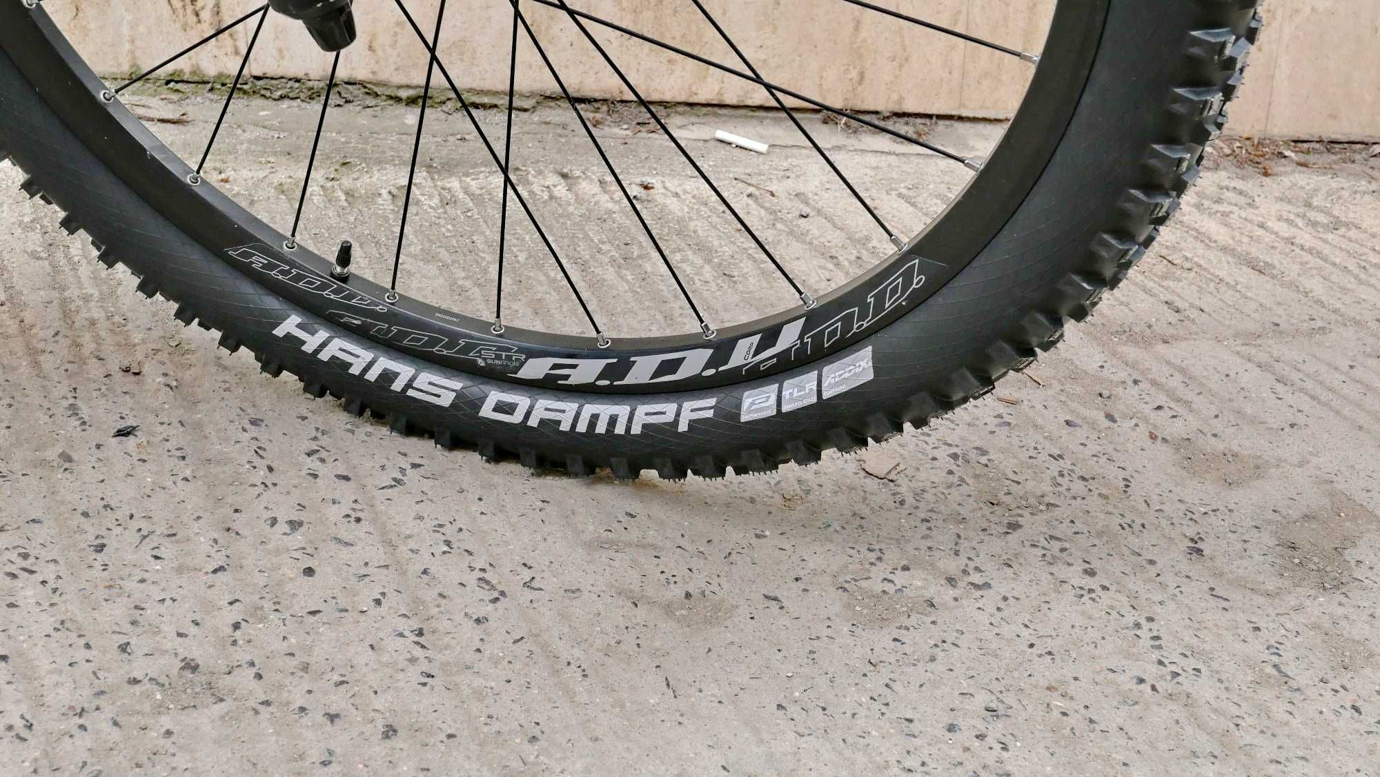 Canyon Sender, 27.5 L, RockShox Boxxer, 200 ход, 1х7 Sram GX