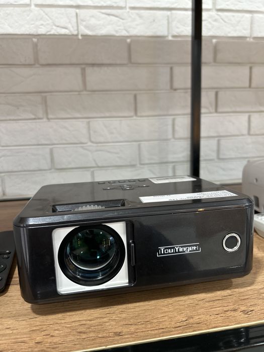 мультимедийный проектор touyinger