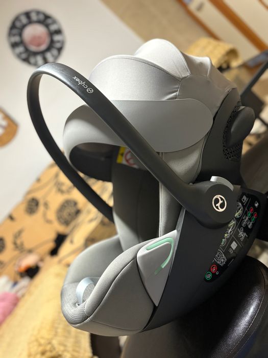 Vând scoica Cybex Gold G i-Size Lava Grey