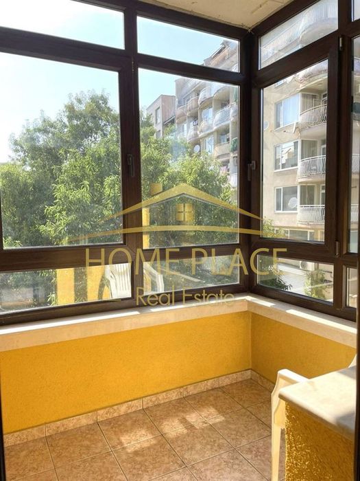 Продава се Тристаен апартамент в Варна, Бриз - 120 кв.м за 1959 €/кв.м - Снимка #9