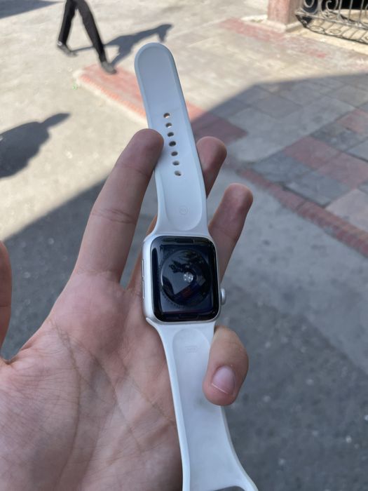 Iwatch SE 40 mm orginal arzon narhda