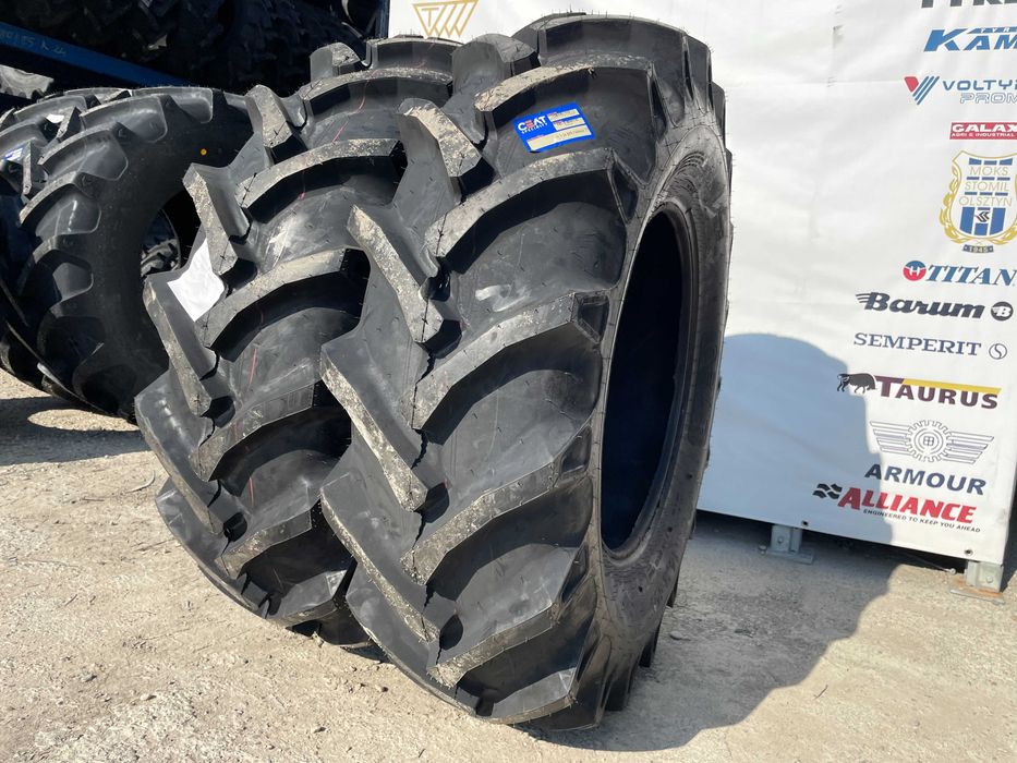 14.9-24 cu 8 pliuri marca CEAT anvelope noi pentru tractor fata