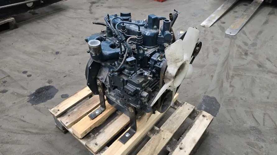 Motor complet miniexcavator Kubota D950 - Piese motor Kubota